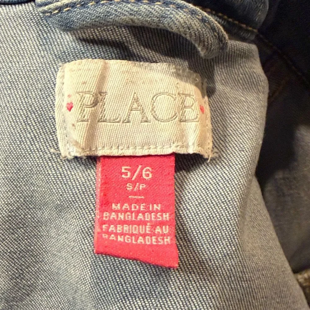 The Children’s Place- Full Button Down Jean Denim Jacket Cropped- Girl Size 5/6